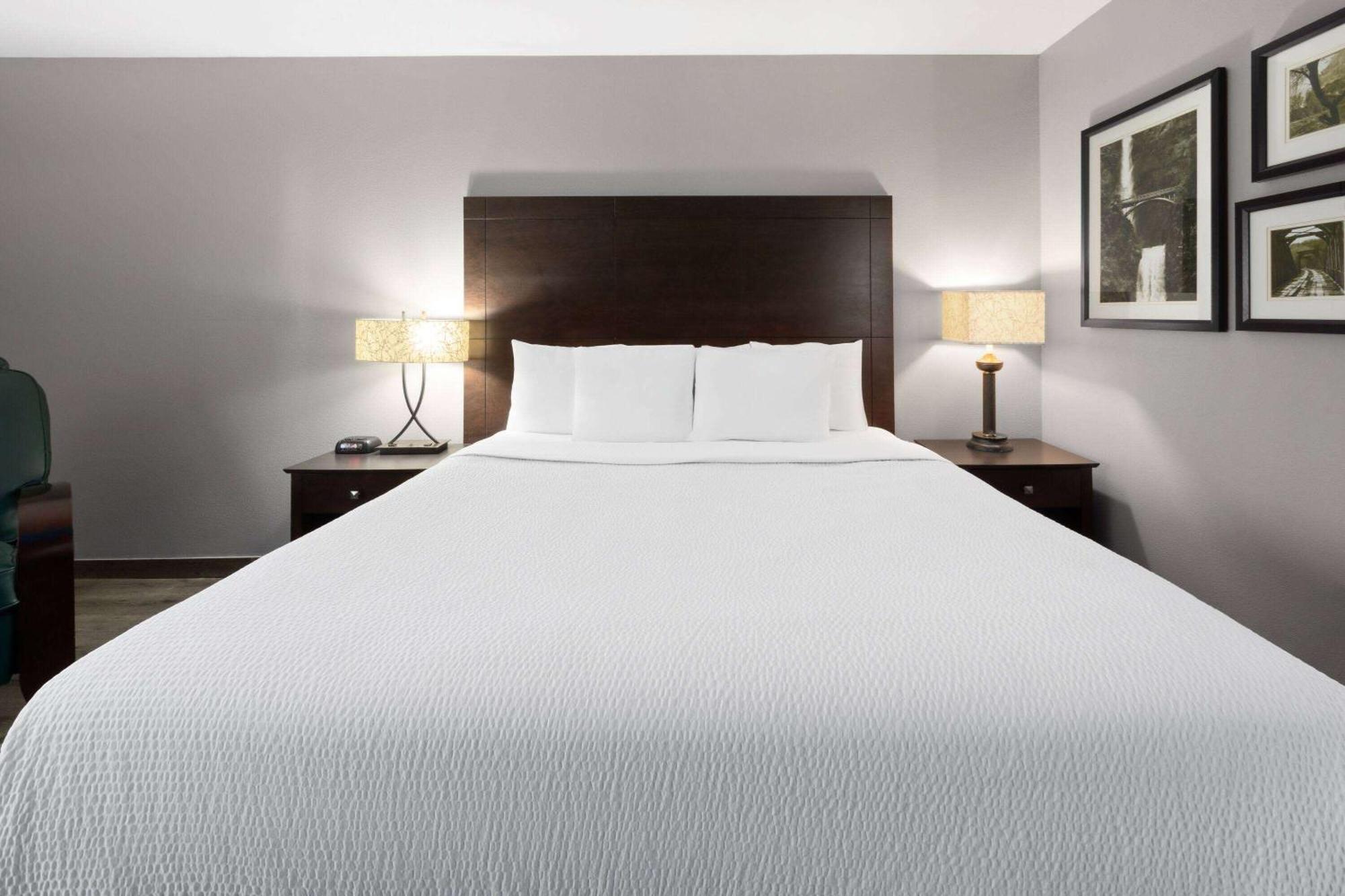 La Quinta Inn By Wyndham Sheboygan Luaran gambar