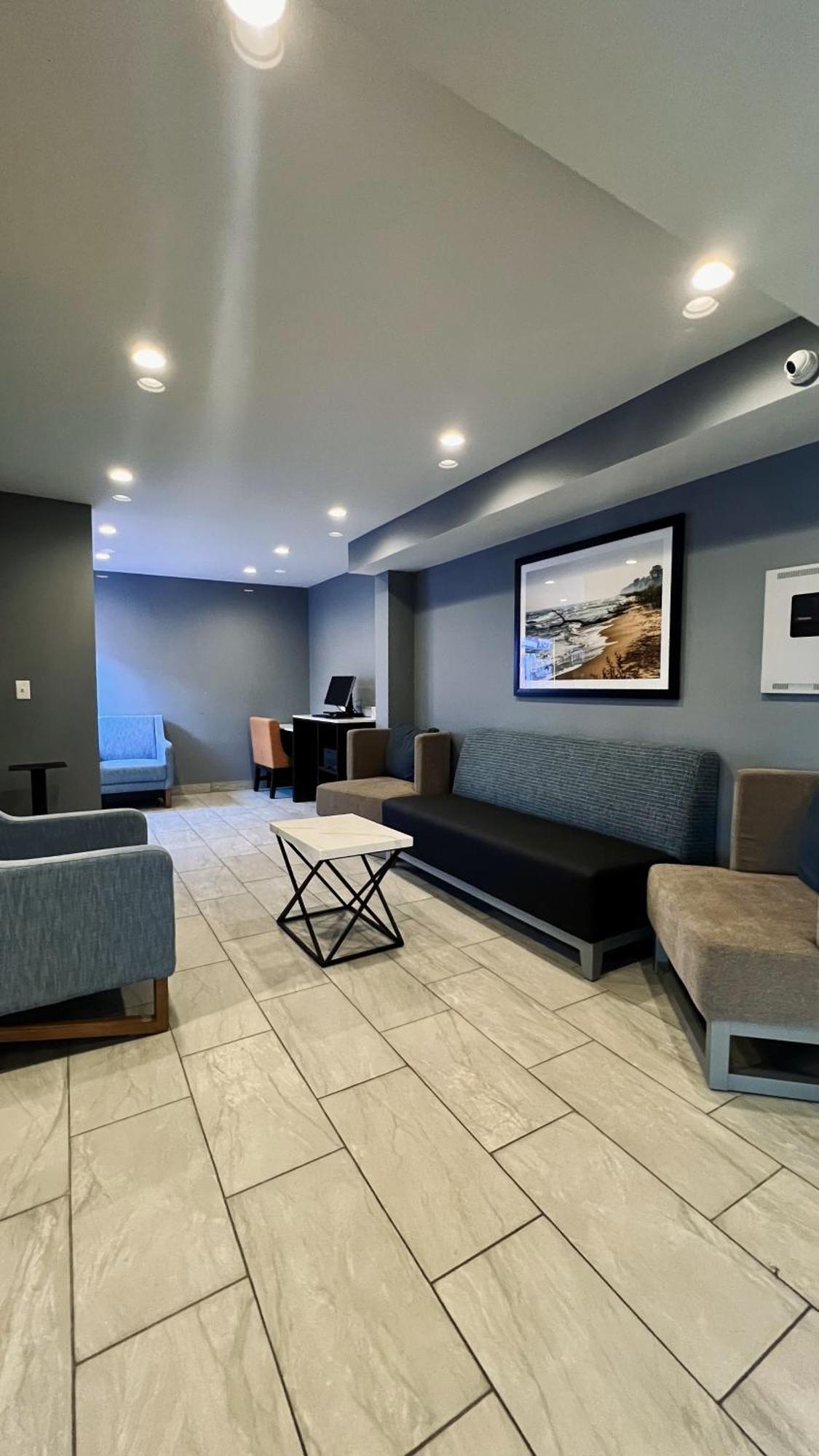 La Quinta Inn By Wyndham Sheboygan Luaran gambar